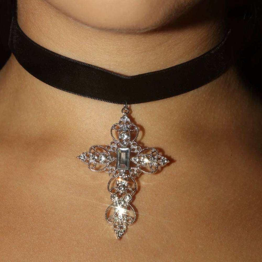 Black Velvet Rhinestone Cross Pendant Choker